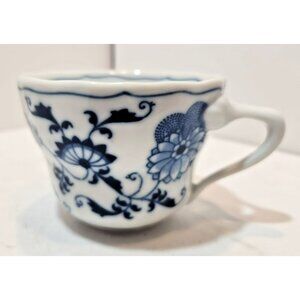 Vintage Blue Danube Japan Blue Onion Teacup Box Mark Blue & White Tripod Handle